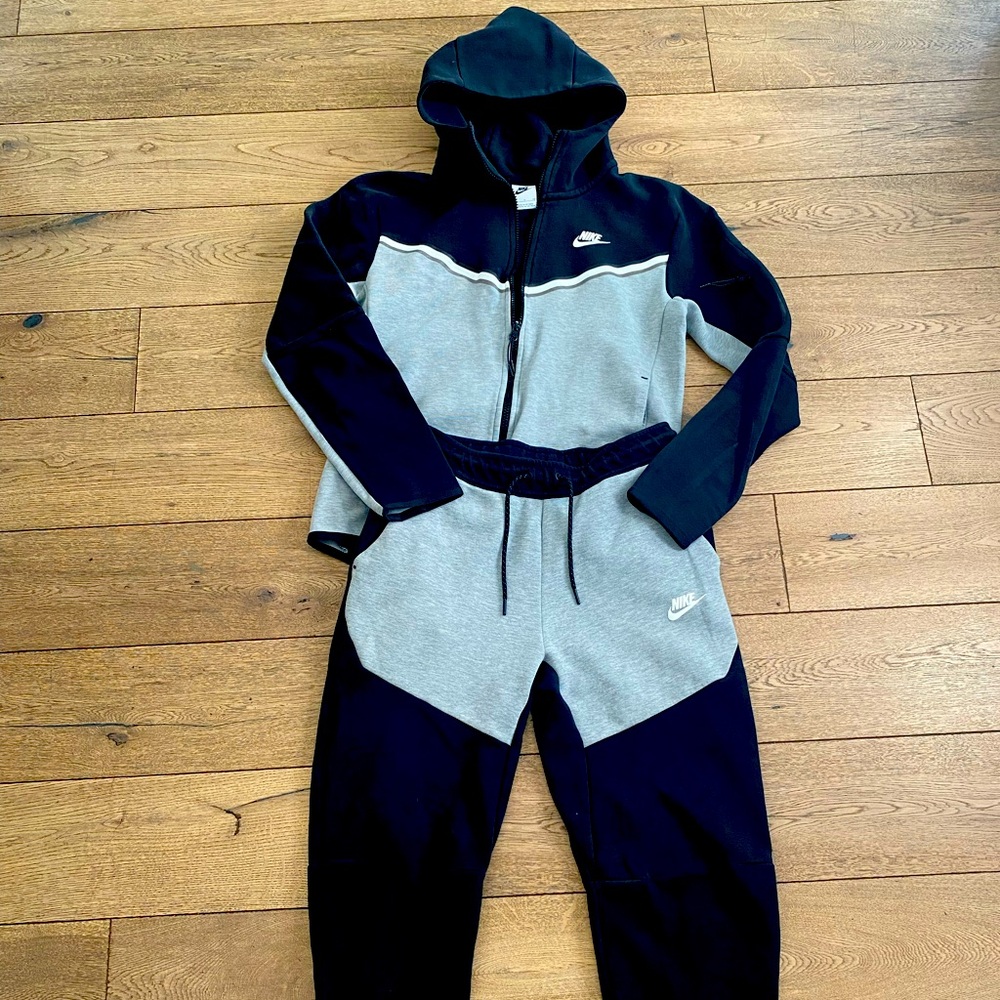 Nike Tech Men’s Small S